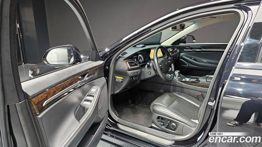Genesis G90 3.8 (10.2019)