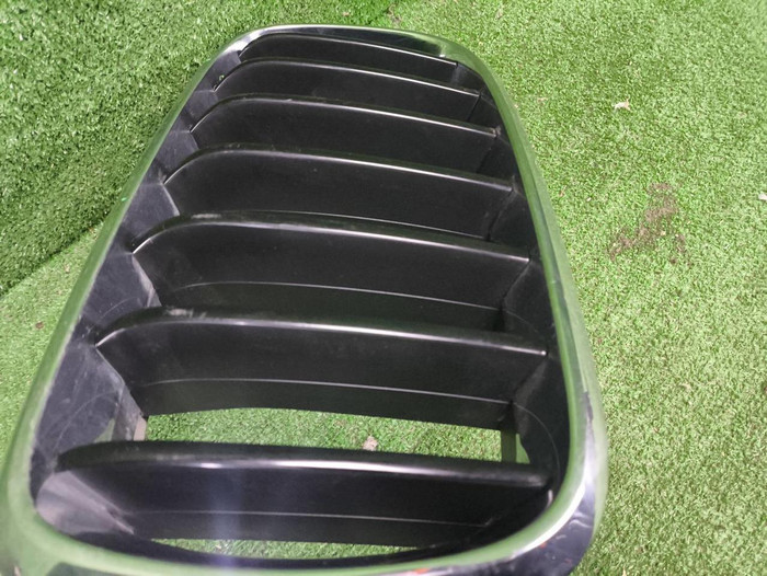 Решетка радиатора левая BMW X5 F15 X6 F16 (13-18)