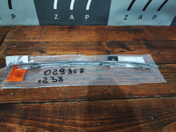 Накладка решетки радиатора Mercedes E Coupe C238 20-нв Б/У Оригинал A2388881800