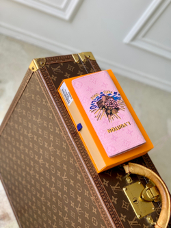 Louis Vuitton Brazza Wallet