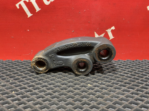 Опора переднего амортизатора правая