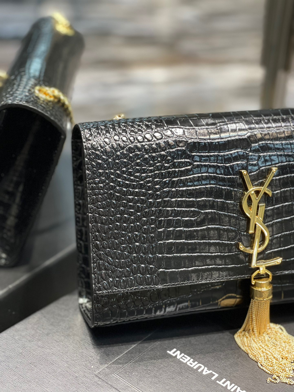 Saint Laurent Kate Medium Bag 24 cm