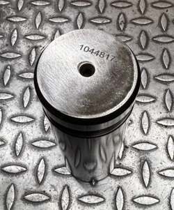 Палец 104-4817