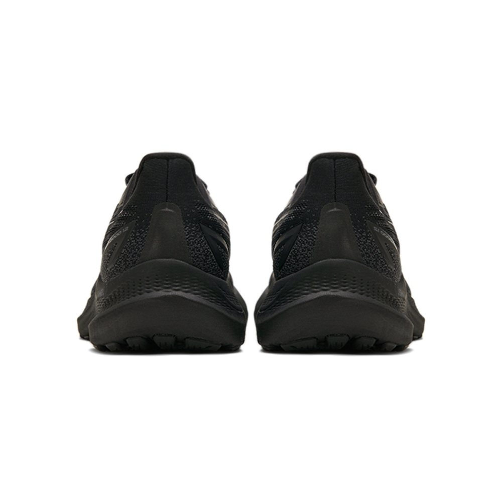 Кроссовки Asics GT-2000 12, 1011B691-001