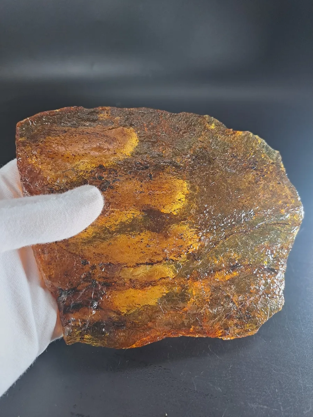 Копал молодой янтарь коллекционный 166 гр