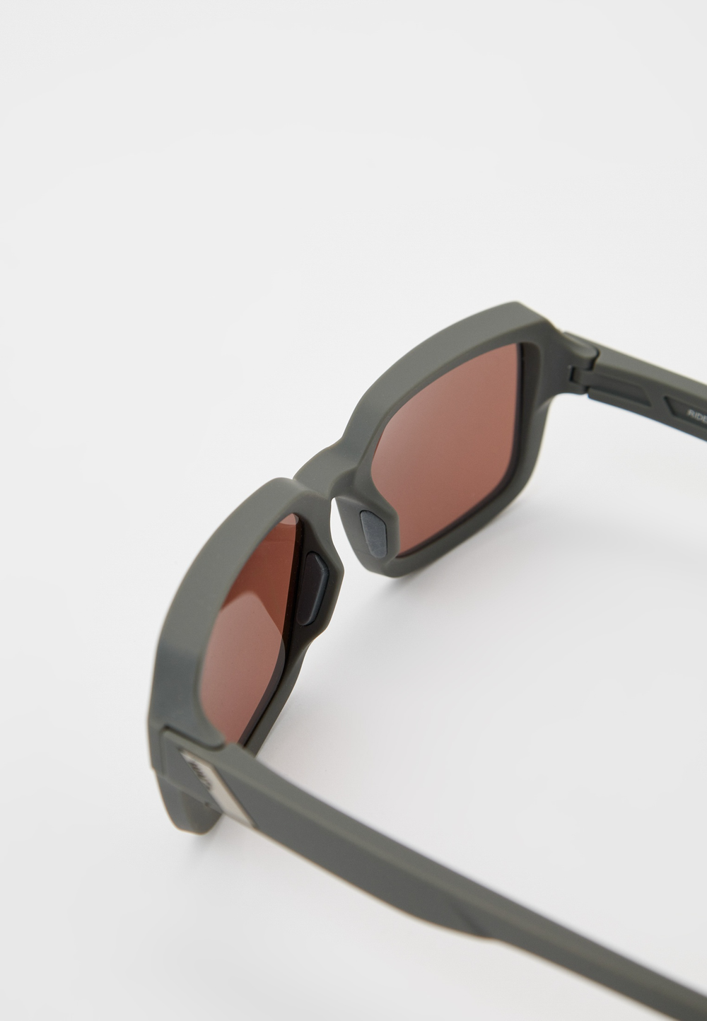 Спортивные очки 100% RIDELEY Soft Tact Cool Grey - HiPER Silver Mirror Lens