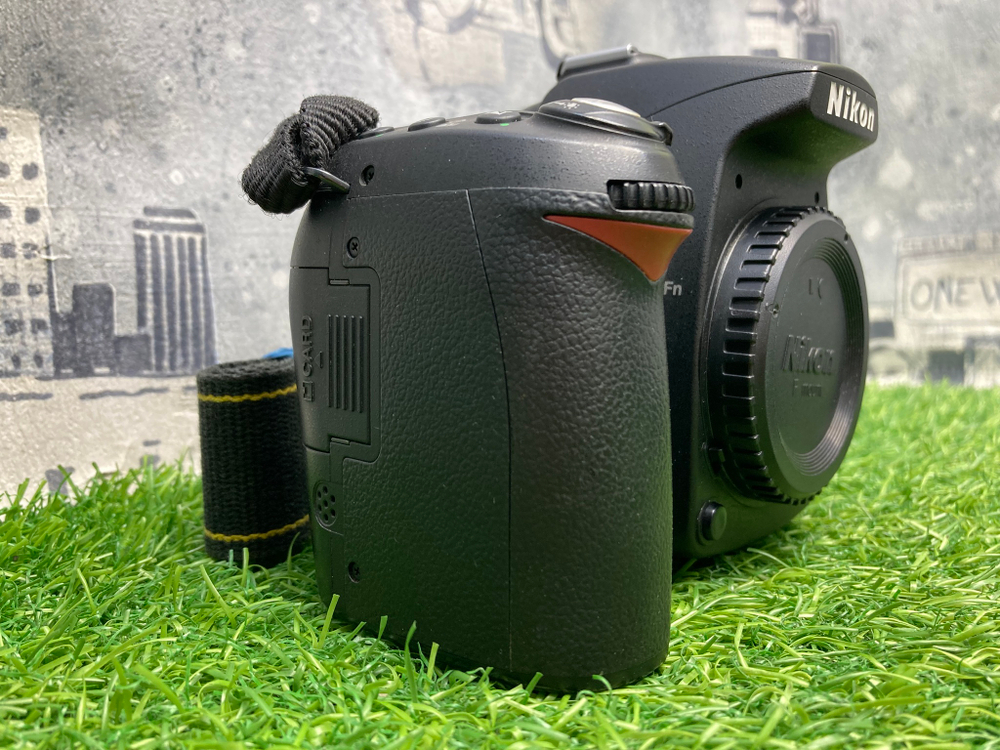 Nikon D90 68.000 кадров