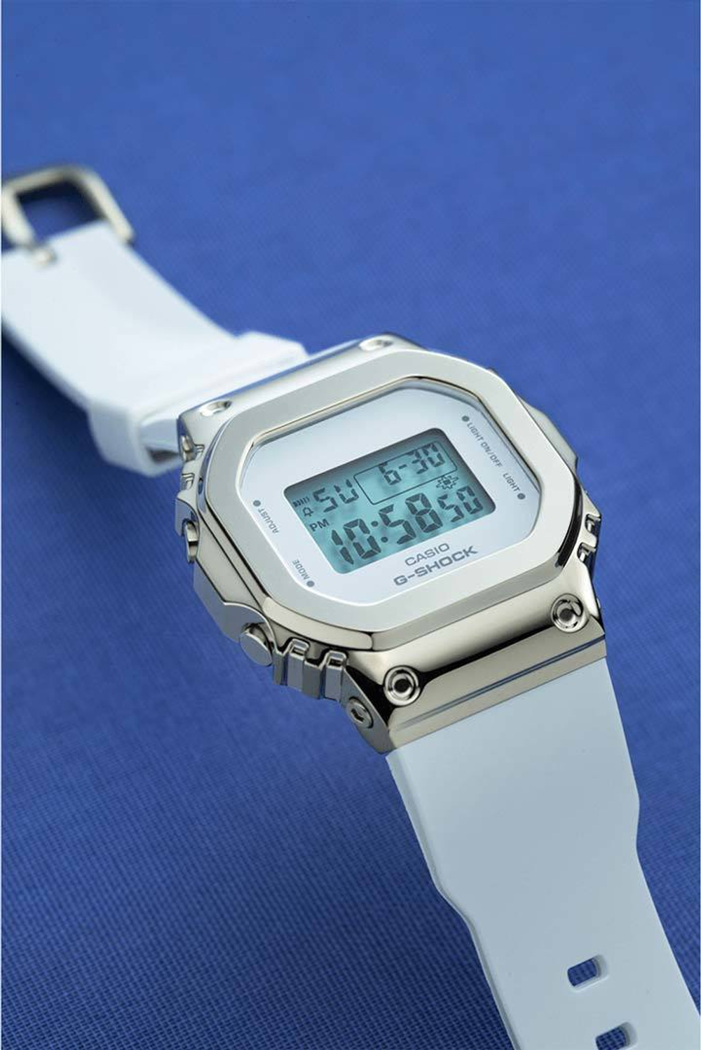 Японские наручные часы Casio G-SHOCK GM-S5600G-7ER