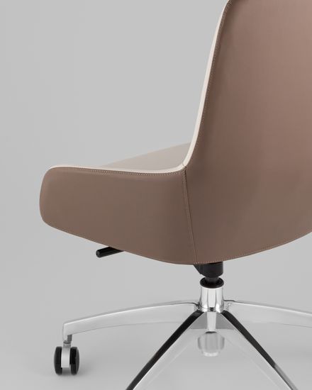 Кресло офисное TopChairs Soulo светло-серый, коричневый