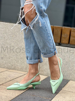 Туфли лодочки ментолового цвета Prada (Прада)