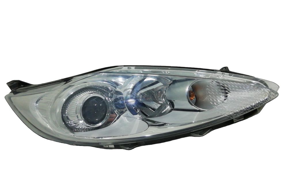 Стекло фары ПРАВОЕ для Ford Fiesta 6 2008-2012 дорестайлинг
