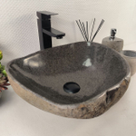 Раковина из речного камня RS-65453 44*36*15 0861