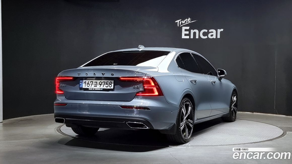 Volvo S60 3 Generation B5 Inscription (06.2022)