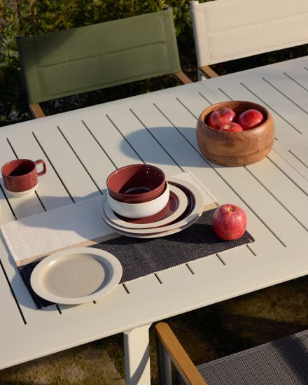 Раздвижной уличный стол Brela из алюминия цвета экрю 205(287) x 100 см