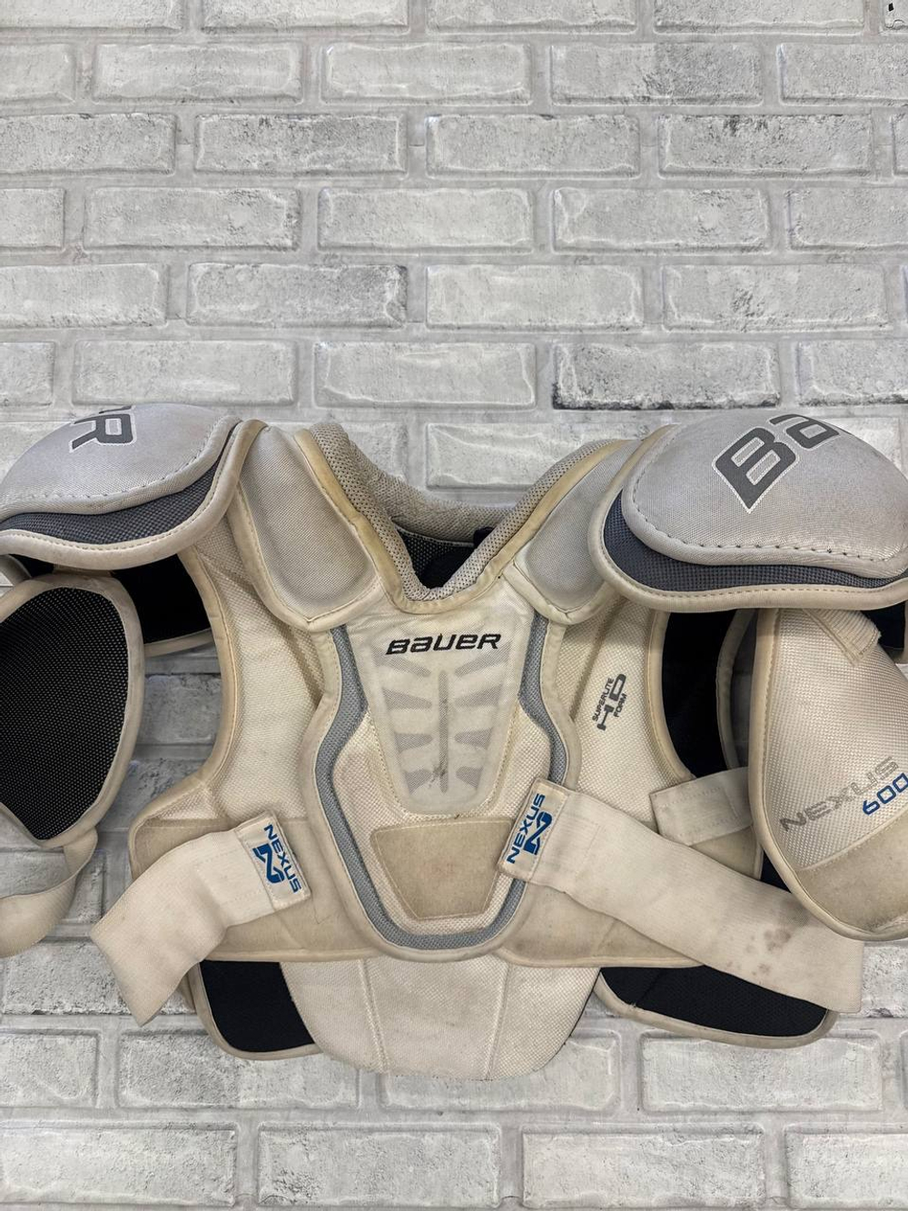 Bauer nexus 600 SR M