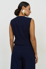 Жилет короткий