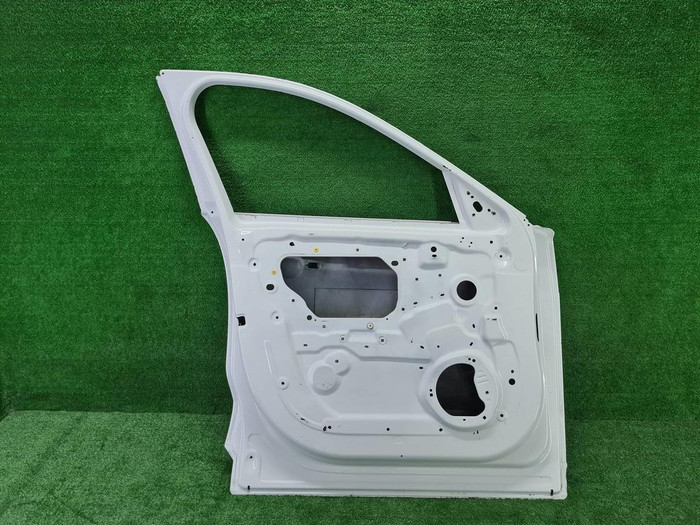 Дверь передняя левая Jaguar F-PACE (2016-н.в.)