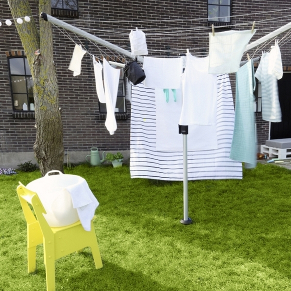 Сушилка Brabantia Smart Lift с бельем