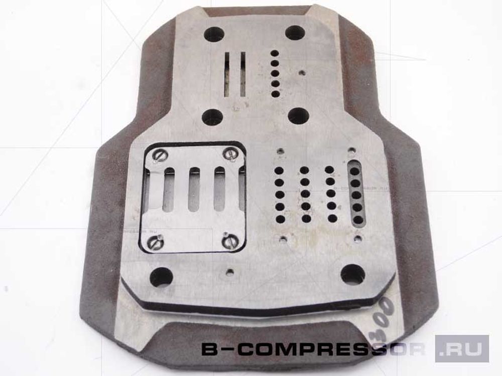 Блок клапанный С416М.01.00.300 фото