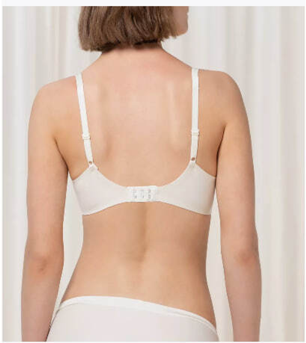 Бюстгальтер Triumph Body Make up Soft Touch WP