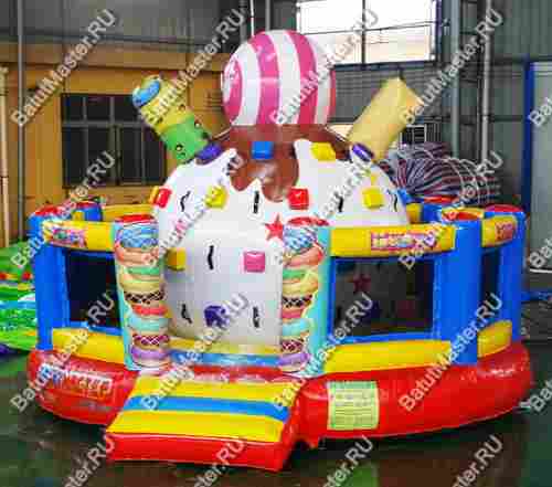 Надувной скалодром "Мороженое" 5*5*3,5 м
