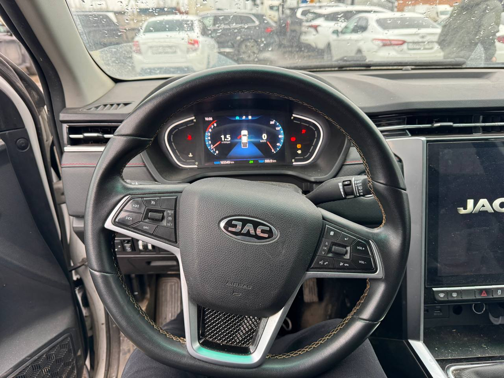 JAC T8 Pro 2.4 T MT 4WD Full Extra