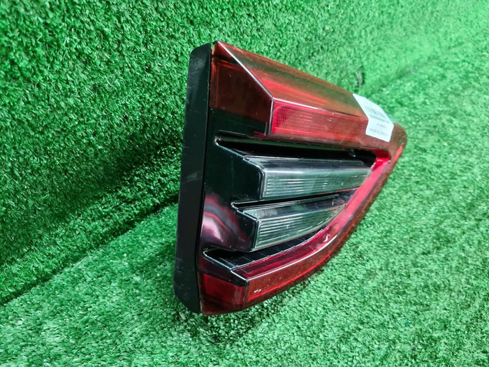 Фонарь левый внутренний Chery Tiggo 4 Pro (20-нв)