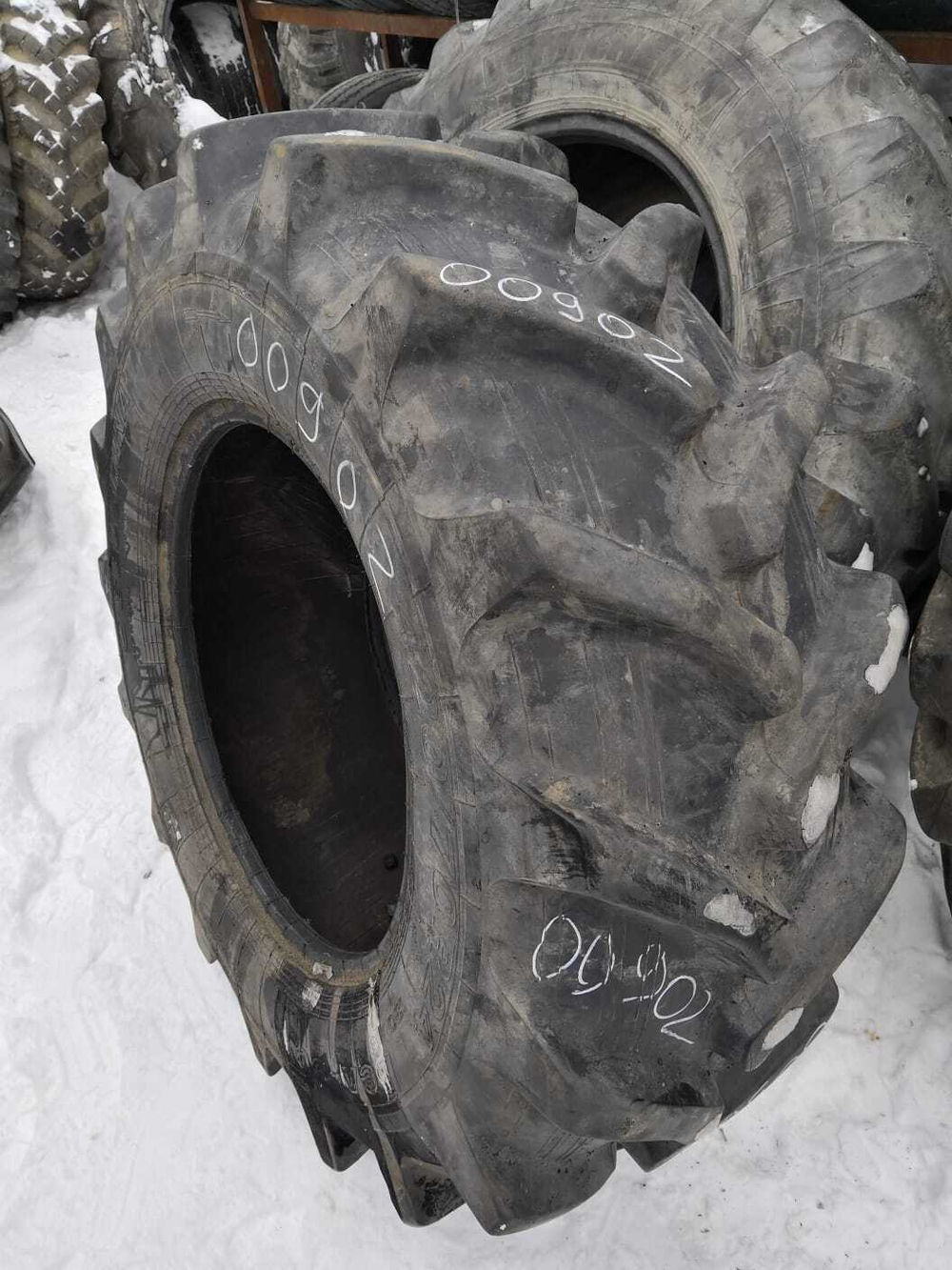 420/70-24 Belshina Бел-90 шина б/у