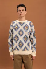 Купить Свитер Idel Джемпер Тюбетейка молочный Свитер Idel Джемпер Тюбетейка молочный