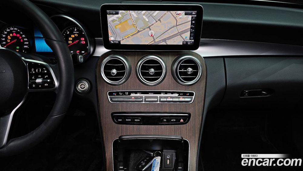 Mercedes-Benz C-Class W205 C220 d Avangarde (08.2019)