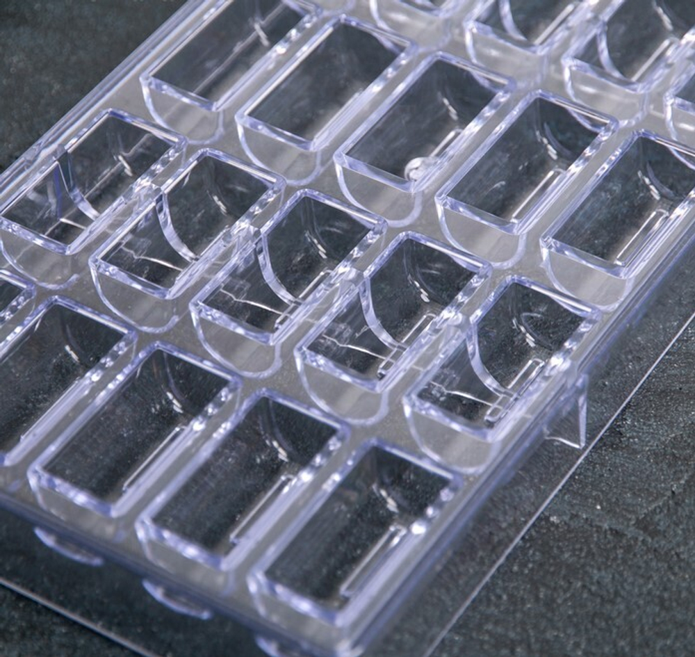 Форма для конфет поликарбонат 25 ячеек "Батончик" 28х14х2,5 см