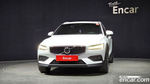 Volvo V60 Cross Country 2 Generation B5 Pro AWD (09.2020)