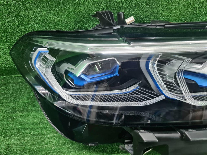Фара правая BMW X7 G07 (2019-2022) Laser Light