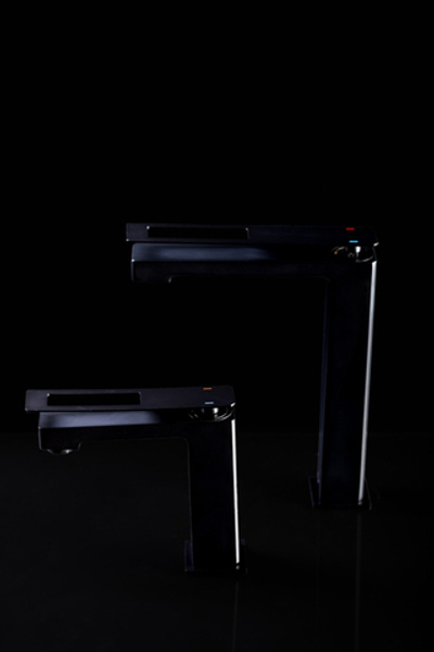 Смеситель для умывальника BOHEME Q 141-BCR