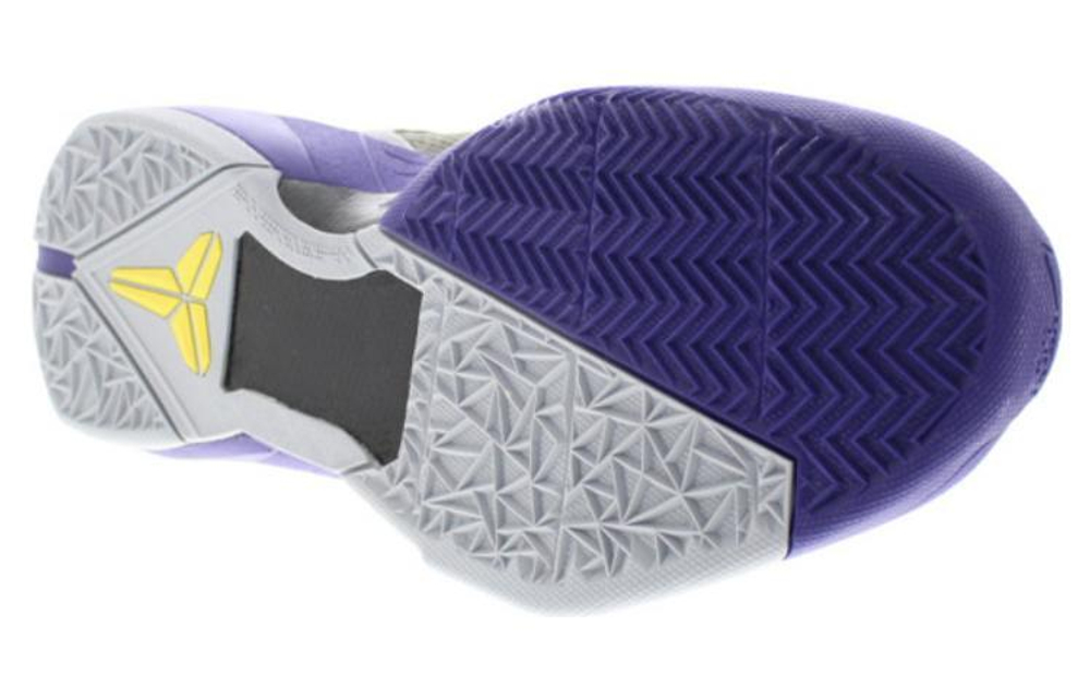Кроссовки Nike Zoom Kobe 7