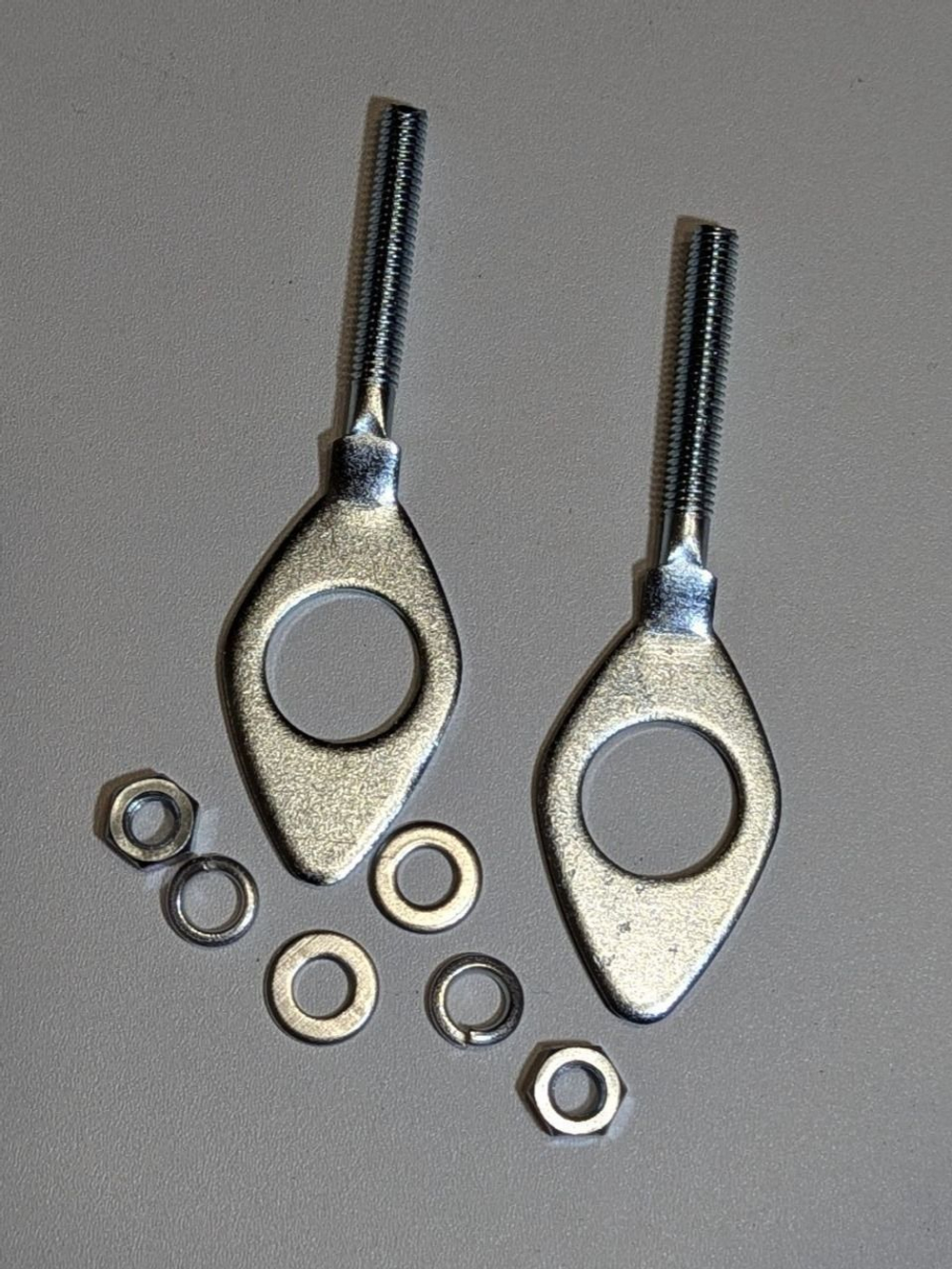 Натяжитель приводной цепи, вкладки под ось заднего колеса мопеда Alpha/Delta