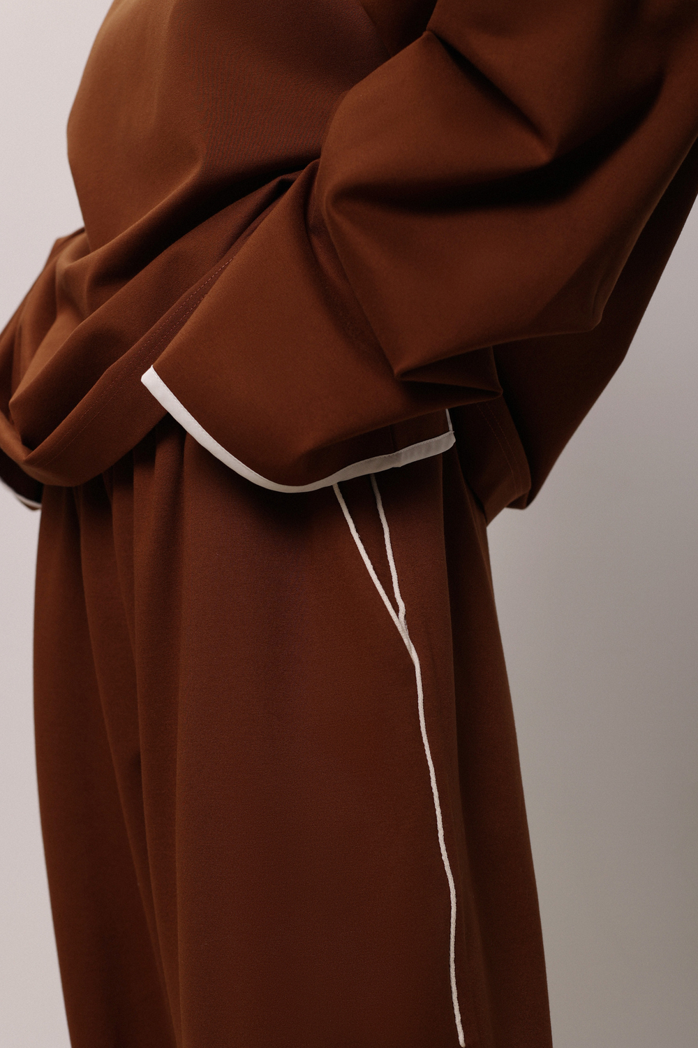 Брюки бананы из джерси