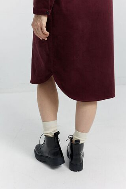 Платье-рубашка из бордового вельвета