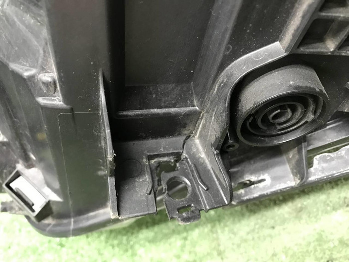 Битая Фара правая BMW X2 F39 (2017-2023) LED