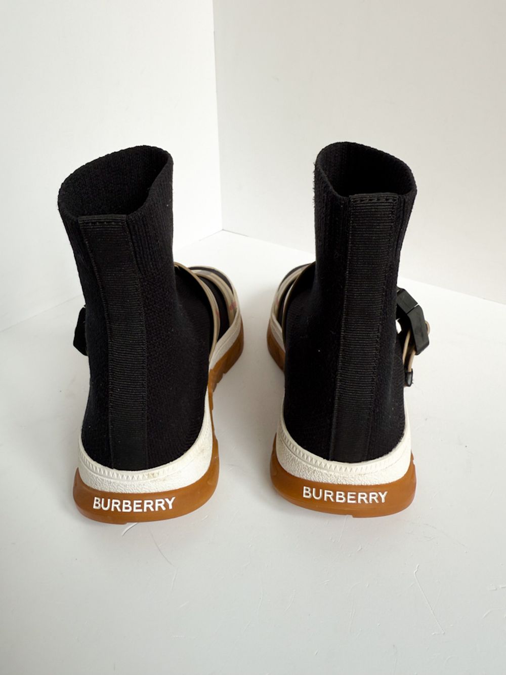 Кроссовки Burberry, 30