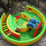 Надувная полоса препятствий "Мощный лабиринт" 20*10*6 м