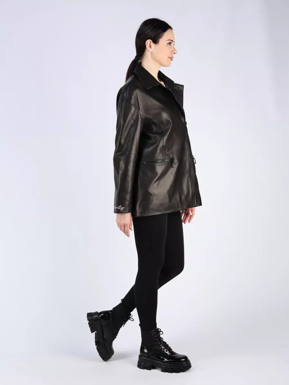 Кожаная куртка демисезонная оверсайз