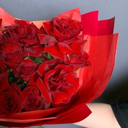 Букет "Богема Рэд" (роза красная)
