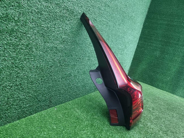 Фонарь правый внешний Volvo V90 2 (2020-н.в.)