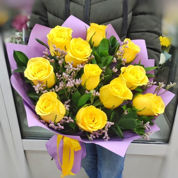 Букет из 11 желтых роз (Кения 60 см)