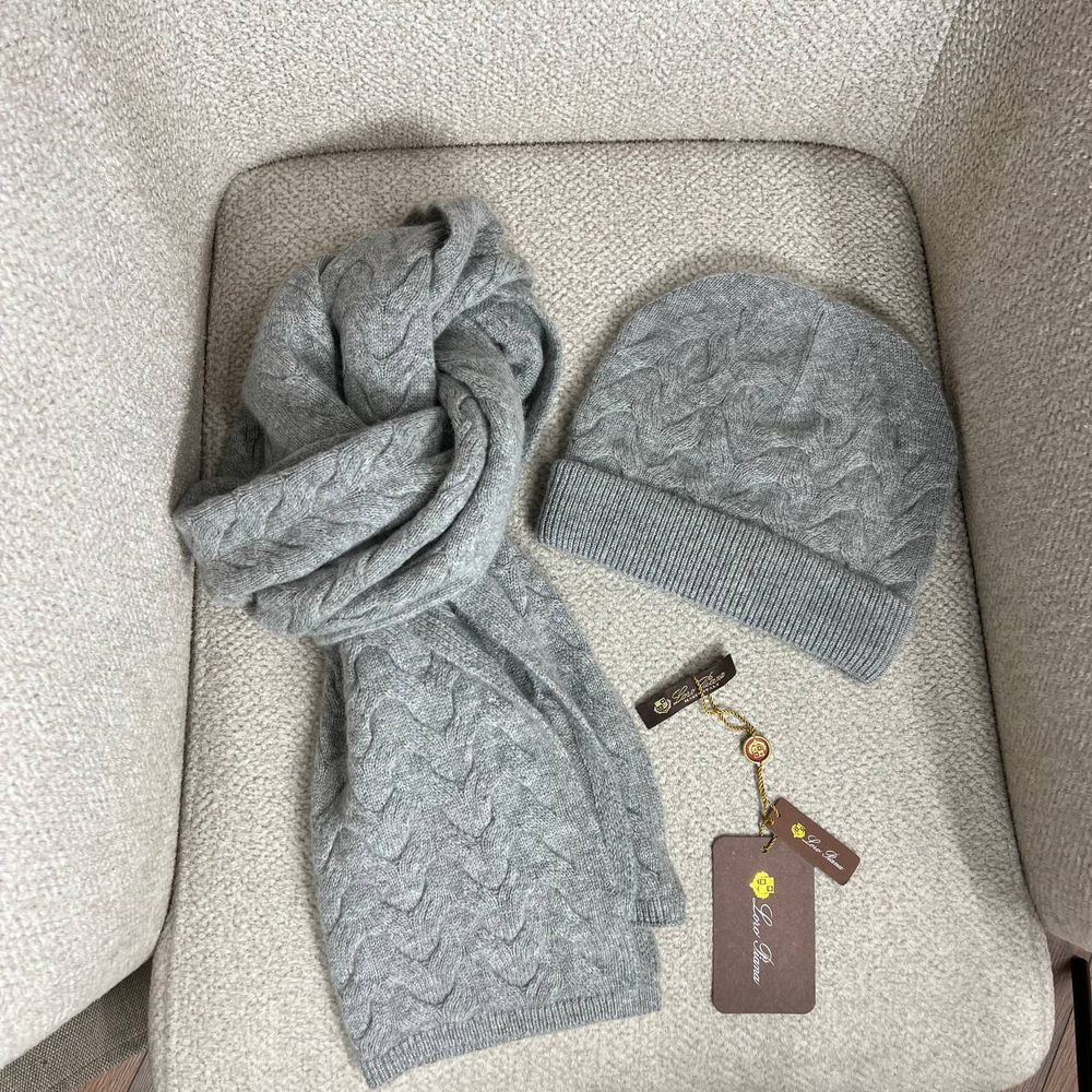 Комплект Loro Piana (шапка + шарф)