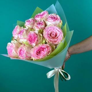 Букет цветов из 11 эквадорских роз Эсперанса