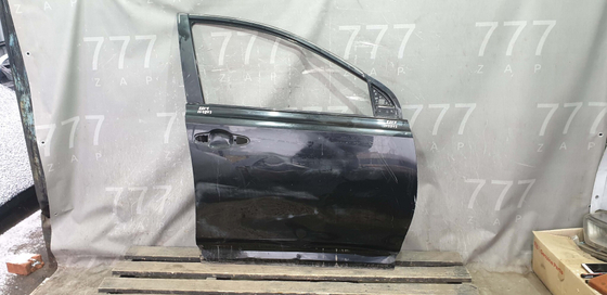 Дверь передняя правая Toyota RAV4 IV (XA40) 12-19 Б/У Оригинал 6700142150