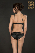 Романтические трусики из кружева с ресничками (Размер: S) (Цвет: черный)