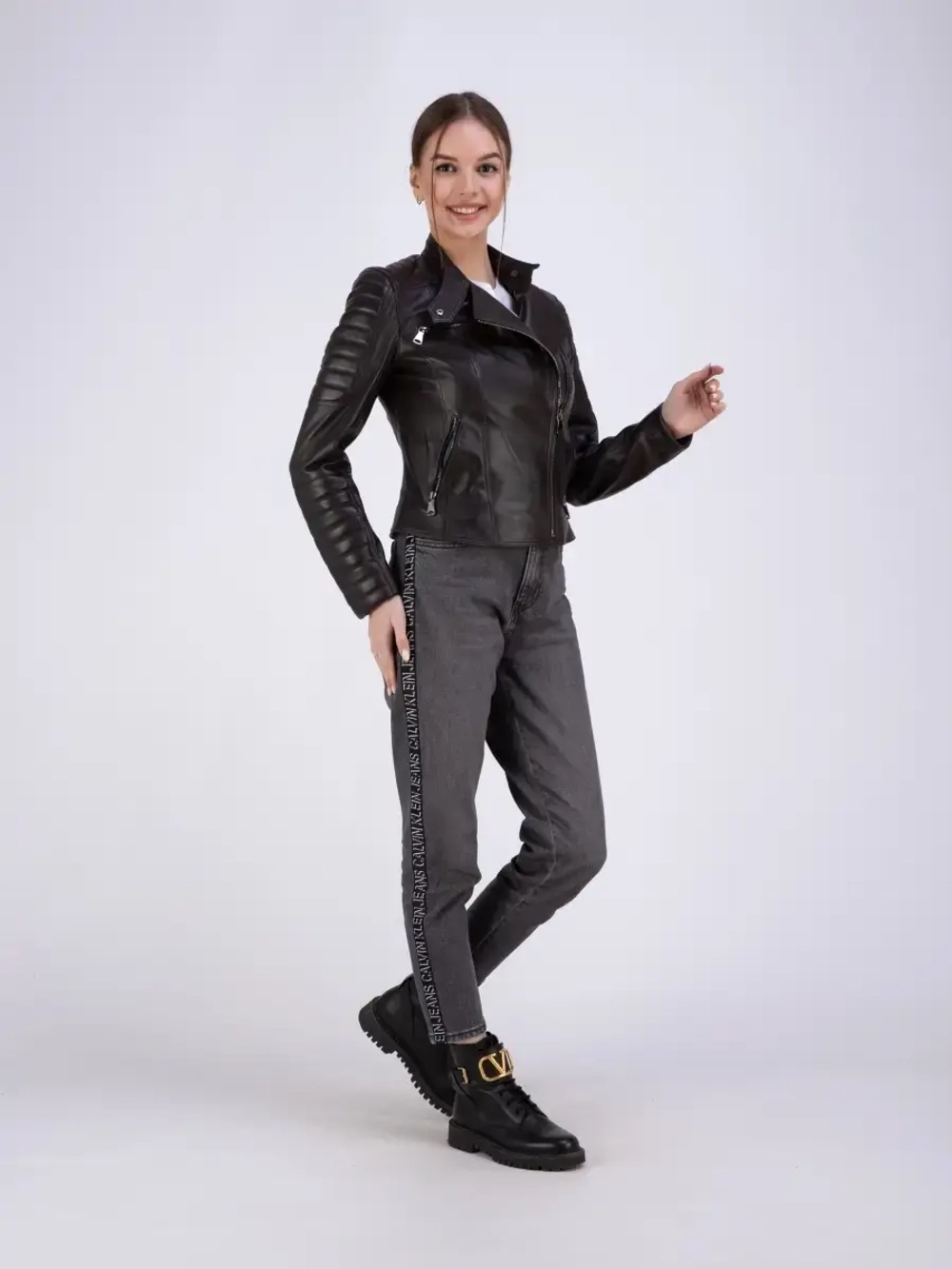 Косуха укороченная демисезонная куртка из натуральной кожи